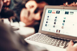 Увеличиваем базу с помощью поп-апов. Часть 2: Структурные изменения