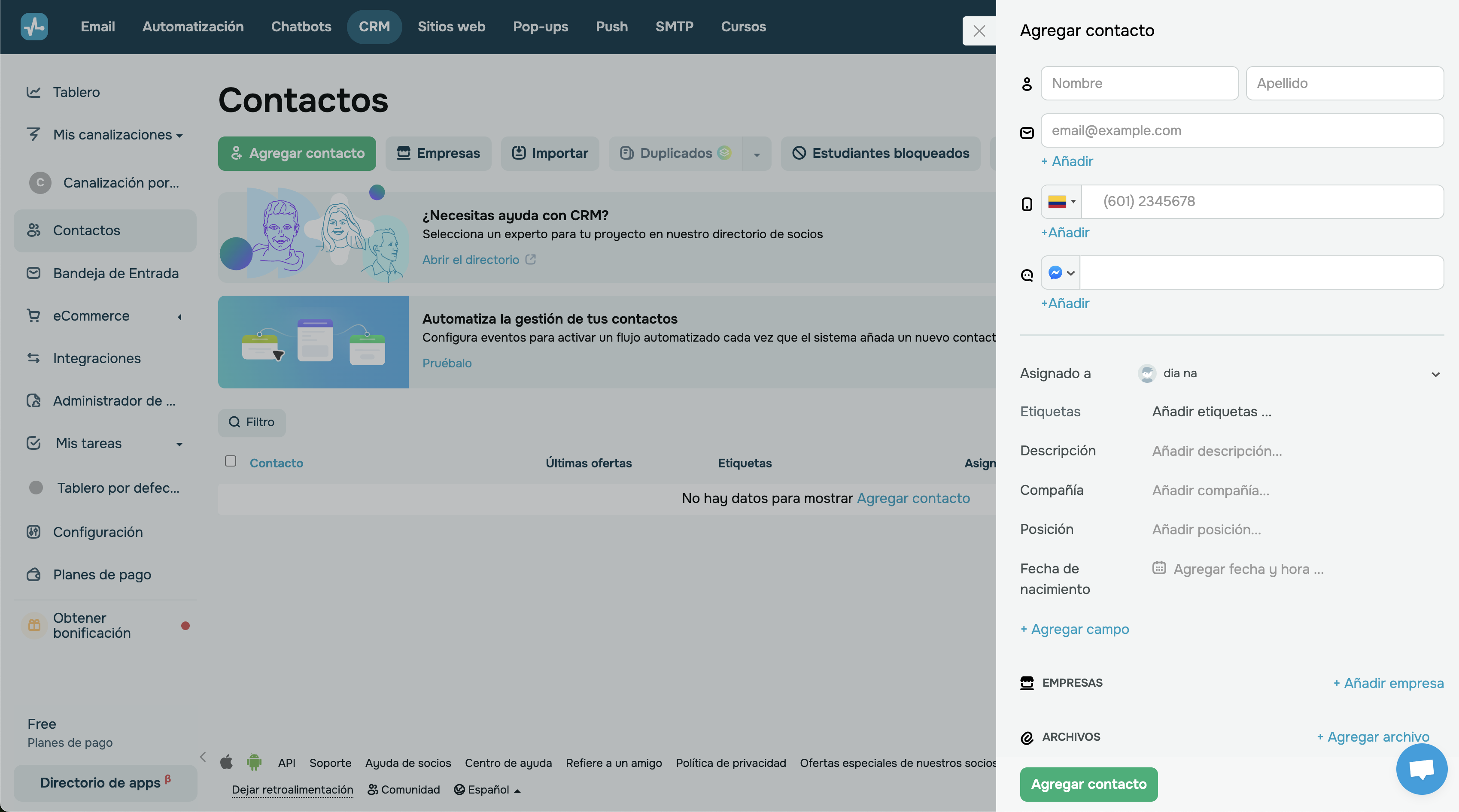Captura de pantalla de la adición de un contacto en el CRM de SendPulse