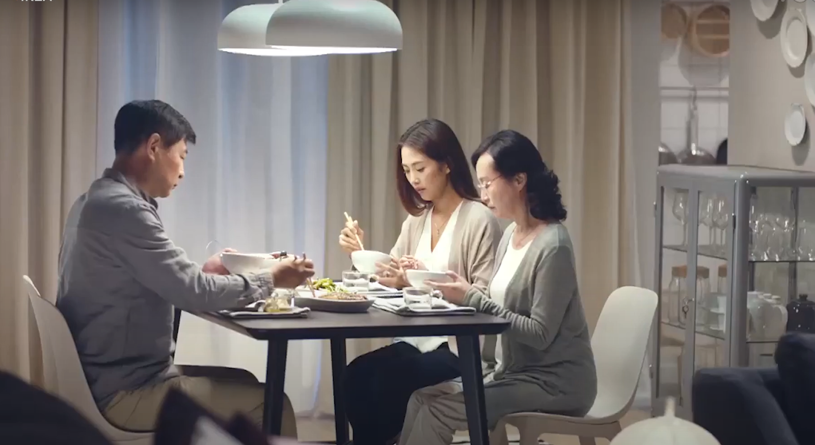 Ikea lanzó uno de los peores anuncios publicitarios con mensaje sexista y anticuado Ikea lanzó uno de los peores anuncios publicitarios con mensaje sexista y anticuado