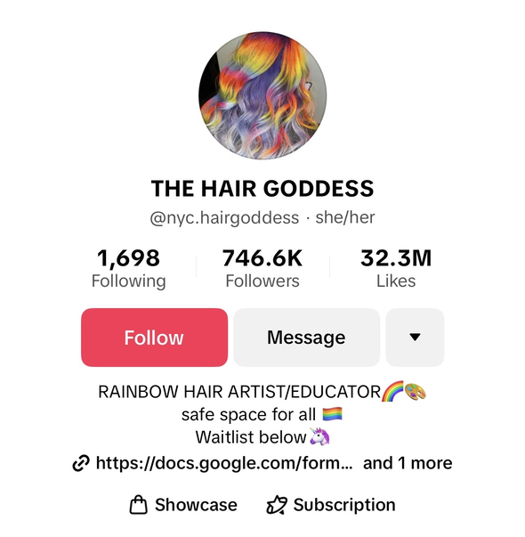 TikTok bio example of a hairdresser TikTok bio example of a hairdresser