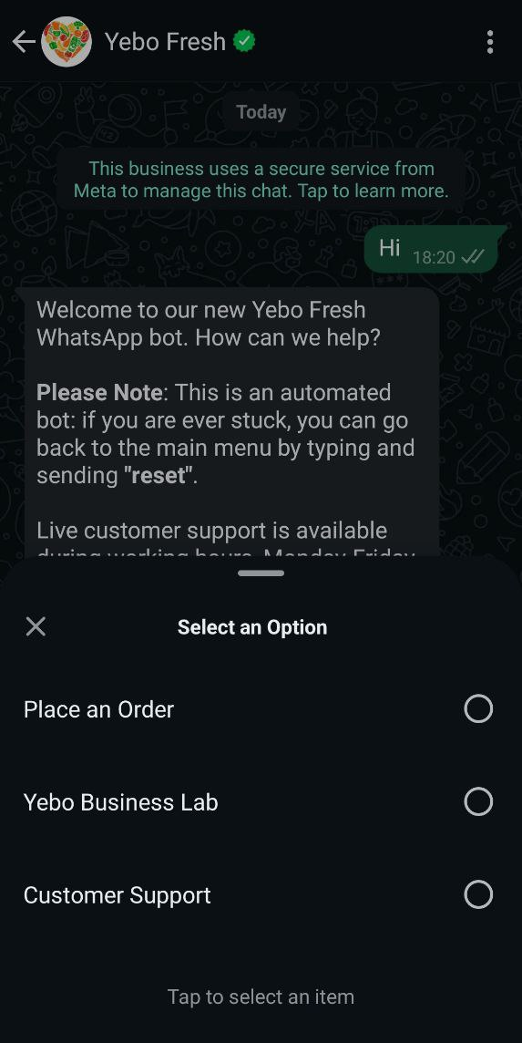 Chatbot de negocios de WhatsApp de Yebo Fresh muestra opciones a elegir.
