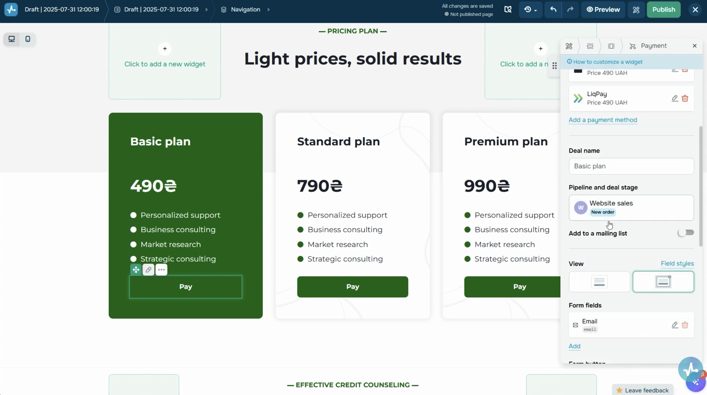 The Payment widget in the website builder with the field settings panel.