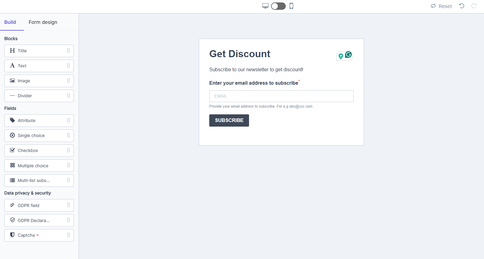 Brevo signup form builder with attribute, choice, checkbox, multi-list, GDPR, and CAPTCHA fields next to a discount form
